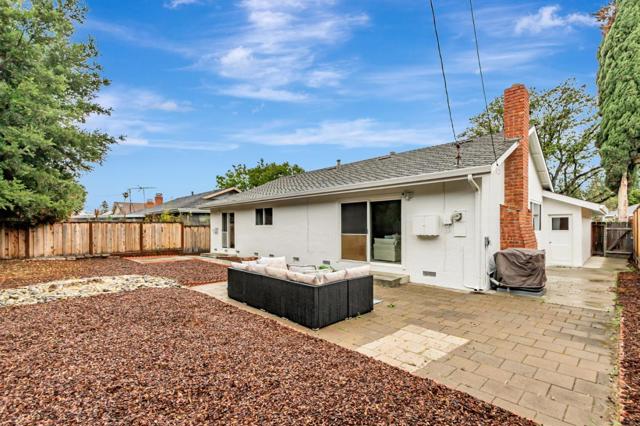 2050 Coolidge Drive, Santa Clara CA: https://media.crmls.org/mediaz/c66d4cef-c4d8-40e7-834c-28321d2b4a5f.jpg