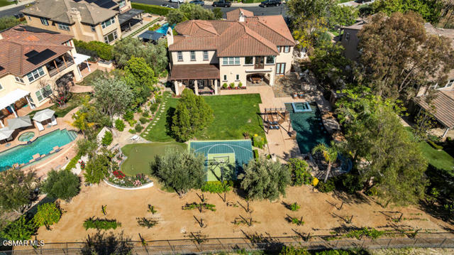 5715 Calais Court, Calabasas CA: https://media.crmls.org/mediaz/c66da29b-7109-4541-bb44-77ae0c23a6f4.jpg
