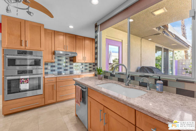 1211 Tamarisk West Street, Rancho Mirage CA: https://media.crmls.org/mediaz/c66e10fe-6dbe-41d7-bec8-6a994619aa89.jpg
