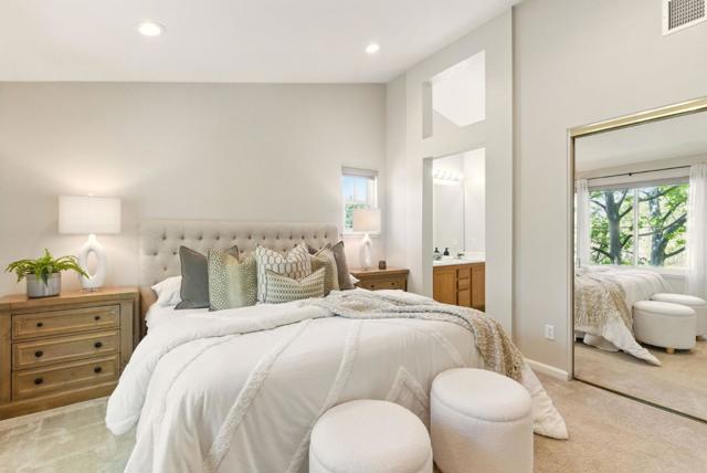353 Whisman Station Drive, Mountain View CA: https://media.crmls.org/mediaz/c66ff4e7-334f-4947-b5bd-e9abf6d89872.jpg