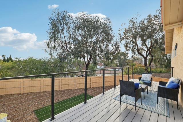 Detail Gallery Image 30 of 35 For 8979 Knaul Ct, San Diego,  CA 92129 - 5 Beds | 5/1 Baths