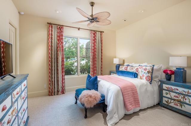 4843 La Jacaranda, Rancho Santa Fe CA: https://media.crmls.org/mediaz/c672e94c-60a7-4dec-8b04-08383ac63357.jpg
