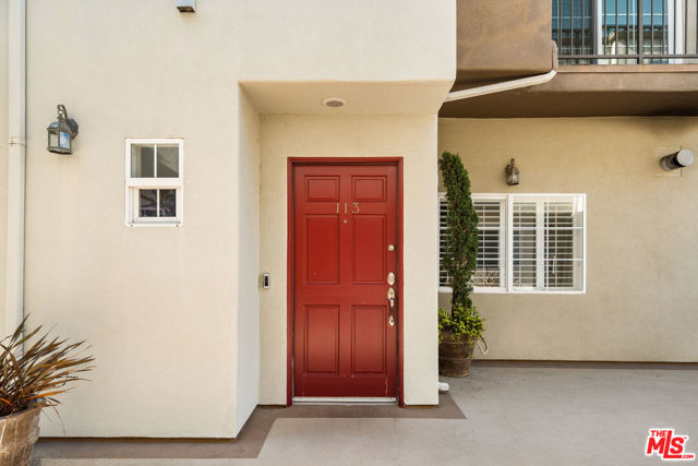 7301 W Manchester Avenue, Los Angeles CA: https://media.crmls.org/mediaz/c6731b3f-2bf2-4814-94cd-4442215eabf5.jpg