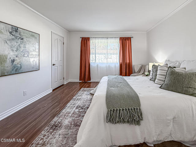 1167 Kirkford Way, Westlake Village CA: https://media.crmls.org/mediaz/c673923d-789a-49cb-bdd0-e48315dfeccb.jpg