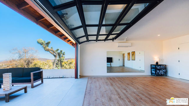 53655 Annie Oakley Road, Pioneertown CA: https://media.crmls.org/mediaz/c673a740-2654-43a9-b6b0-288bf2e82bb4.jpg