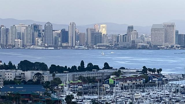 3435 Dickens, San Diego CA: https://media.crmls.org/mediaz/c673ca2c-0d25-4793-8f85-0798e714c137.jpg