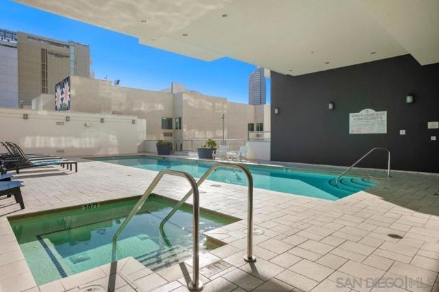 575 6th Avenue, San Diego CA: https://media.crmls.org/mediaz/c674121d-8ffe-473f-bcfc-fb1ff0a91684.jpg