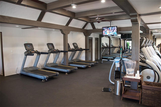 179 Gran, Palm Desert CA: https://media.crmls.org/mediaz/c6757d7b-2064-481e-9c42-a48af142f138.jpg