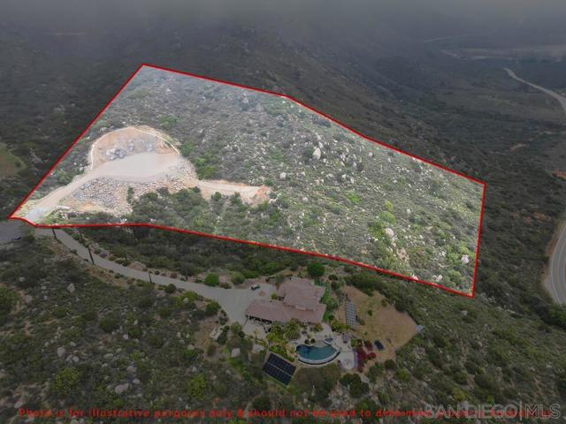 2169 Corte Dorado Espuela, Alpine CA: https://media.crmls.org/mediaz/c6768a74-e442-46cf-95d2-fb82defeb87e.jpg