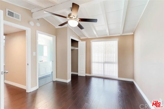 6763 Lurline Avenue, Winnetka CA: https://media.crmls.org/mediaz/c67911aa-f970-4ba5-8fb4-afcedac4879a.jpg