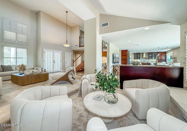 3331 Monte Carlo Drive, Thousand Oaks CA: https://media.crmls.org/mediaz/c67ae083-c0b2-4f2a-a996-aecdb9853044.jpg