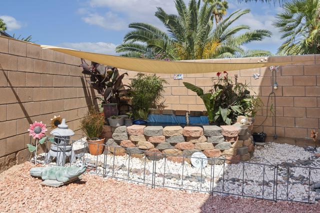 69547 Northhampton Avenue, Cathedral City CA: https://media.crmls.org/mediaz/c67bd56f-aac1-472c-ba77-0b144c467bef.jpg