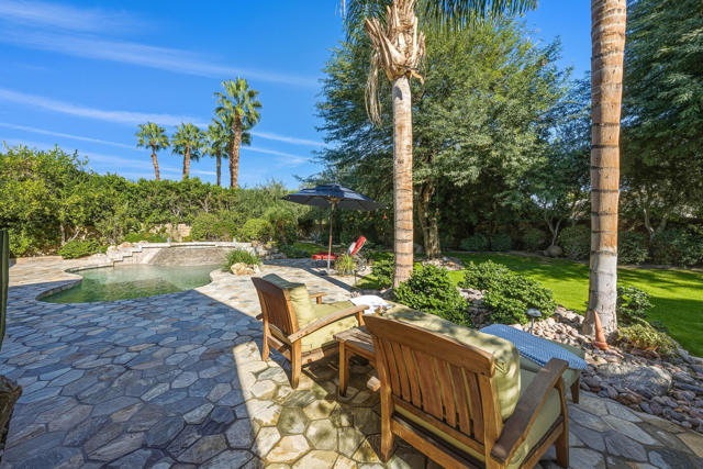 56 Oakmont Drive, Rancho Mirage CA: https://media.crmls.org/mediaz/c67c150a-cd6b-4e94-aa85-a189ad2a3dc4.jpg
