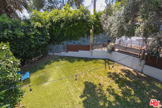 905 Pine Grove Avenue, Los Angeles CA: https://media.crmls.org/mediaz/c67d6b10-1df5-42e5-b9fe-8bd39d8b9071.jpg