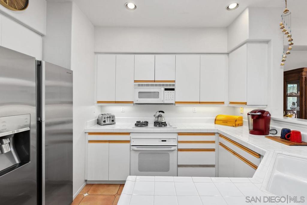 12490 Heatherton - photo 9