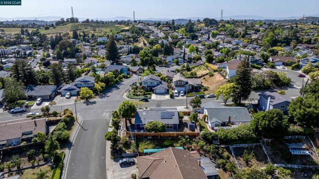1400 Granada St, Vallejo CA: https://media.crmls.org/mediaz/c67ee201-649f-4f22-8b22-ba44697b9d6b.jpg