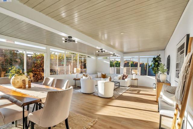 1575 Via Lucas, San Lorenzo CA: https://media.crmls.org/mediaz/c6830450-a561-4c2c-b5e2-b6640246c2fe.jpg