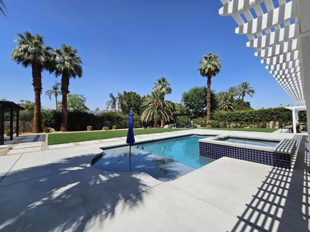 Image 40 of 55 For 72278 Barbara Drive