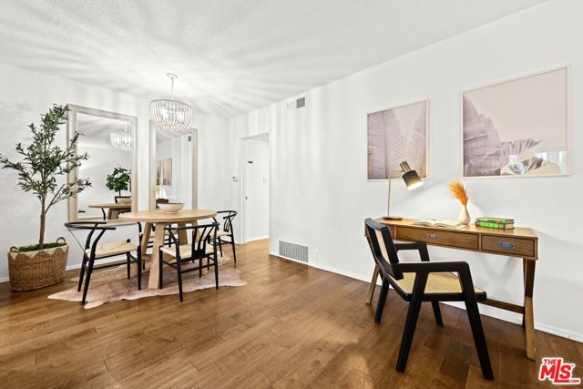 11670 W Sunset Boulevard, Los Angeles CA: https://media.crmls.org/mediaz/c685ac2a-49e8-4d7f-8a39-66d99c8f1224.jpg