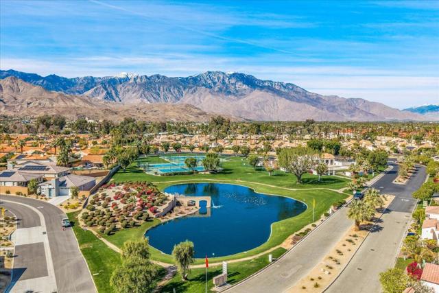 36429 Las Begonias, Cathedral City CA: https://media.crmls.org/mediaz/c686740f-9b6f-4bfa-a24f-98b53f0fef7b.jpg