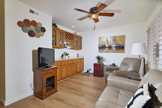 Detail Gallery Image 15 of 36 For 5085 Siros Way, Oceanside,  CA 92056 - 2 Beds | 2 Baths