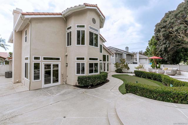 4436 Heritage Glen, San Diego CA: https://media.crmls.org/mediaz/c689ec67-ccb8-47e4-ba19-f70da59667a7.jpg