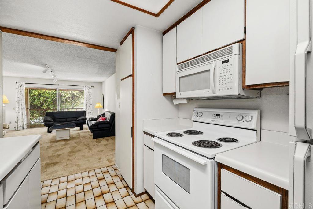 6039 Rancho Mission Rd - photo 19