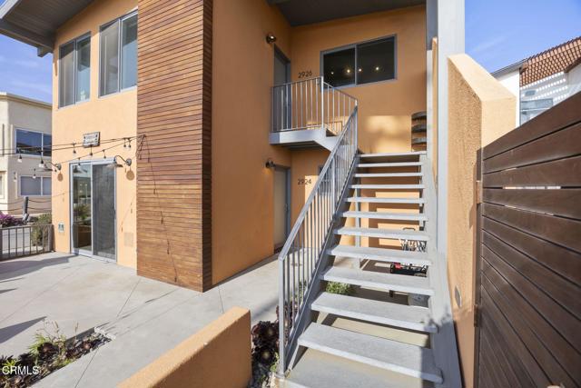 2924 Lakeshore Court, Oxnard CA: https://media.crmls.org/mediaz/c68a6dca-ff6f-4dd1-a93f-d7c60e31bff7.jpg