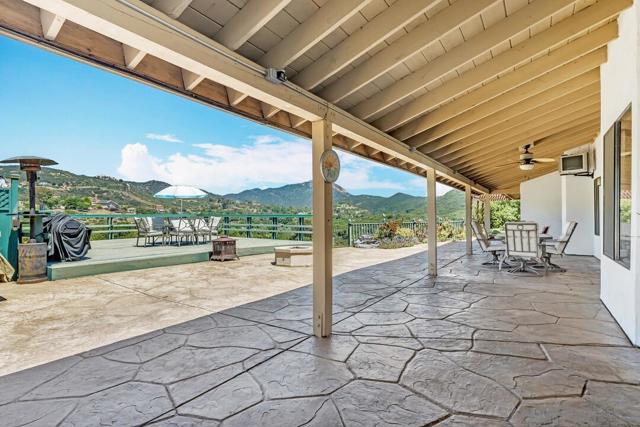 3176 Via Viejas, Alpine CA: https://media.crmls.org/mediaz/c68a8307-b33d-4b52-ab18-4179b2d07d96.jpg