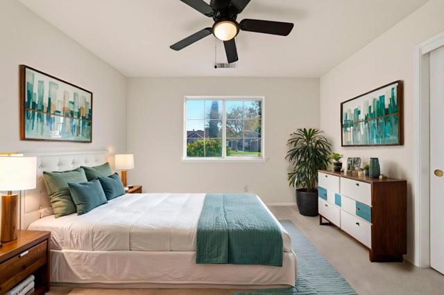 612 Saffron Street, Hanford CA: https://media.crmls.org/mediaz/c68bcfa6-d2d3-4032-922f-313b6543522a.jpg