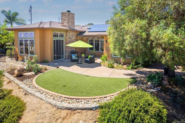 284 Ramona Real, Ramona CA: https://media.crmls.org/mediaz/c68d106f-4bc3-4aaf-90e7-826b47ae453d.jpg