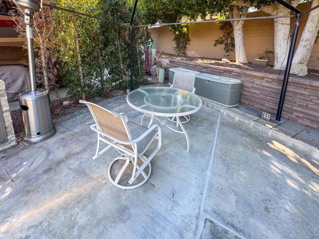 80394 Avenue 48, Indio CA: https://media.crmls.org/mediaz/c68e4791-dcd0-4a30-8dac-01b80817767b.jpg