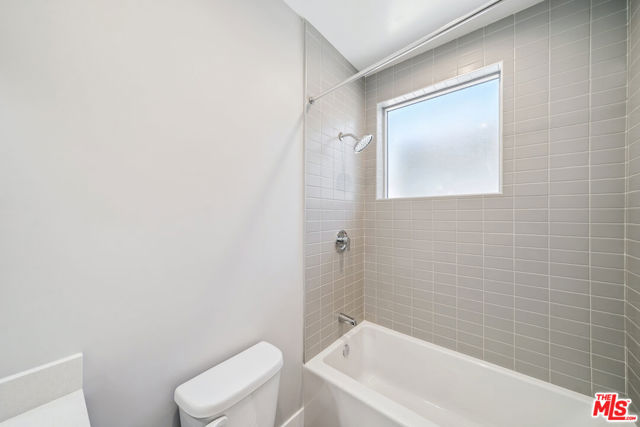 1223 North Hayworth Avenue, 9 photo 23