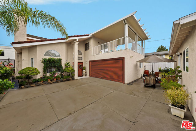 1747 N Avenue 46, Los Angeles CA: https://media.crmls.org/mediaz/c69046fb-b88e-43cd-ac24-2fe96b042173.jpg