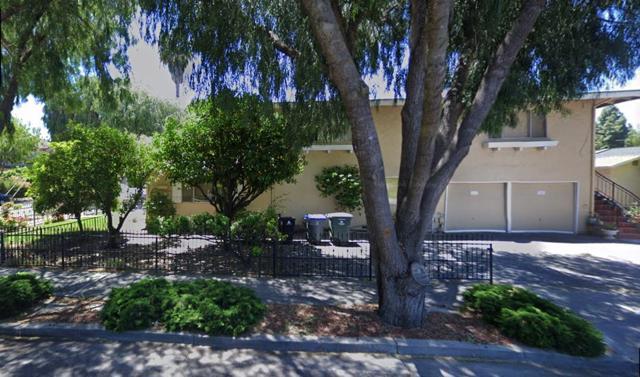 284 Elmwood Street, Mountain View CA: https://media.crmls.org/mediaz/c690ffdb-66f7-4b6f-bef5-2b62e4909dfa.jpg