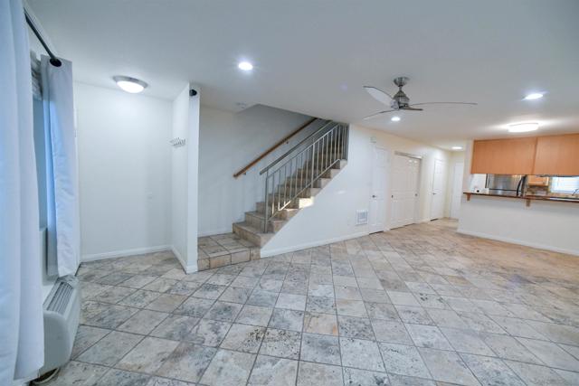 9860 Dale Ave, Spring Valley CA: https://media.crmls.org/mediaz/c6925b5d-3fda-4493-995c-ea4f1ff24012.jpg