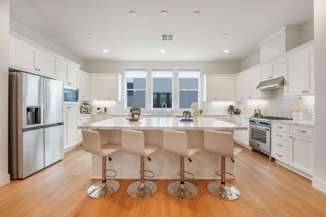 2180 Corsair Street, Alameda CA: https://media.crmls.org/mediaz/c6937229-8b74-4f30-9ac1-b86c75d7957a.jpg