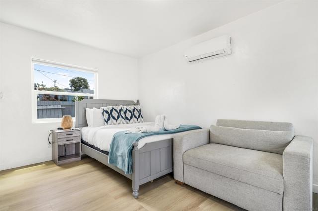 1817 19 Sunset Cliffs Blvd, San Diego CA: https://media.crmls.org/mediaz/c69382ea-f317-414b-ba9c-6087e79cf806.jpg