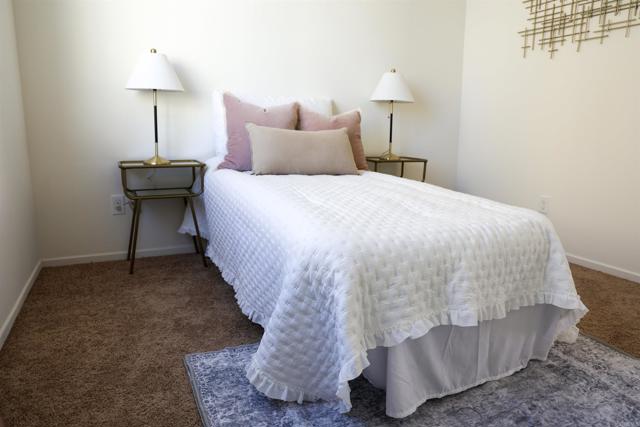 Detail Gallery Image 8 of 14 For 5282 Naranja St #23,  San Diego,  CA 92114 - 3 Beds | 3 Baths