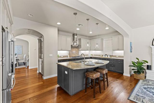 2846 Roundstone Drive, Gilroy CA: https://media.crmls.org/mediaz/c694433f-006a-48b9-a61e-b983f5ce7f12.jpg