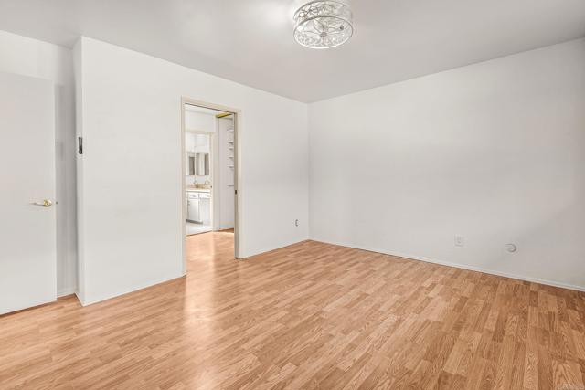 3925 Rogers Rd, Spring Valley CA: https://media.crmls.org/mediaz/c6945928-c6a0-446a-8f2d-c4c94650ef42.jpg