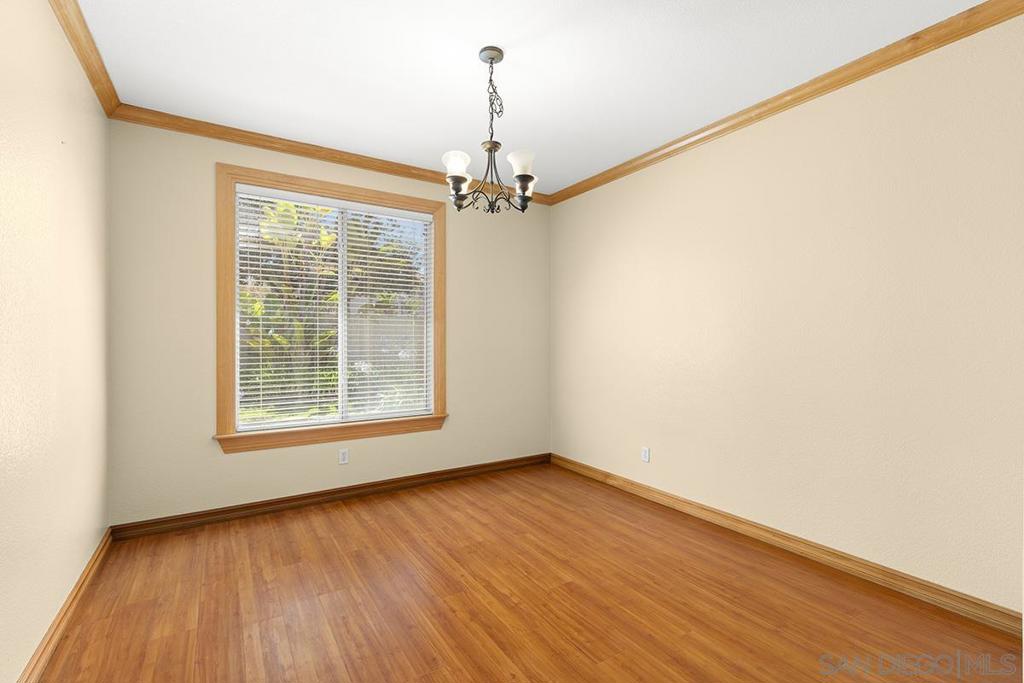 553 Golf Glen Dr - photo 9