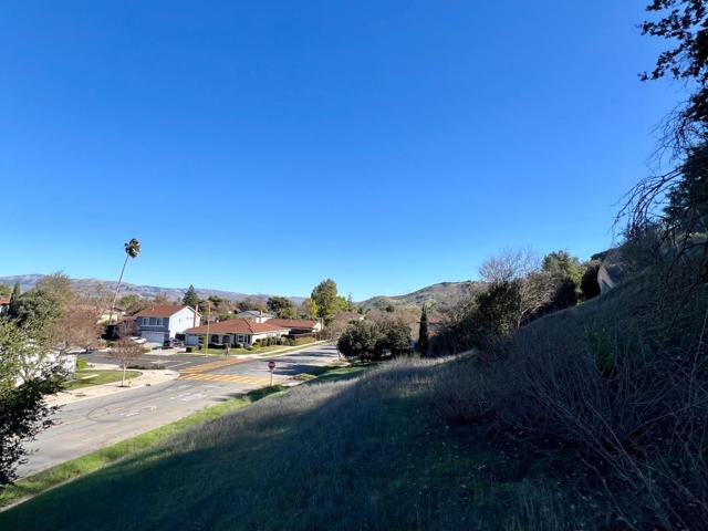 796 Colleen Dr, Parcel 2, Lot 47, San Jose CA: https://media.crmls.org/mediaz/c6955830-81ed-481f-8023-e2f5f89e8fe3.jpg
