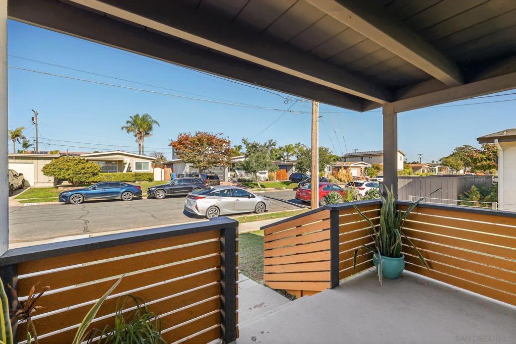 MLS #250045034SD image #10