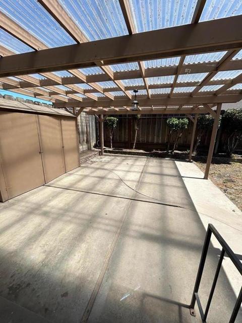 840 Archer Street, Salinas CA: https://media.crmls.org/mediaz/c6961ce5-91f6-4802-b78b-44b1b609c47c.jpg