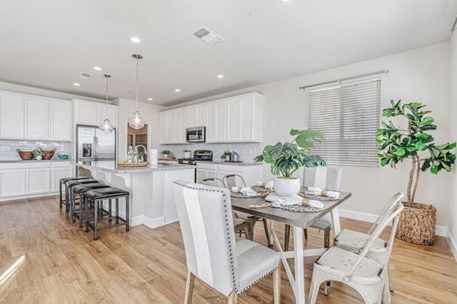 4563 BENTON ST, Antioch CA: https://media.crmls.org/mediaz/c696e170-10b5-4d67-93d1-1e0307e7ca2e.jpg