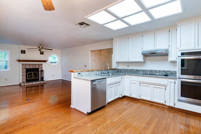 4200 Ciello Court, Cameron Park CA: https://media.crmls.org/mediaz/c698cfc0-1b25-495b-ab9a-665d332e1029.jpg