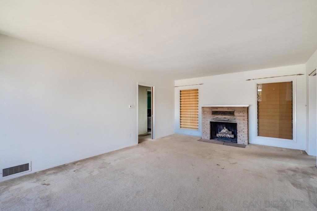 5639 Dorothy Way - photo 3