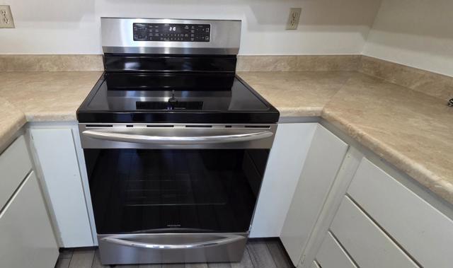 444 Coyote Creek Circle, San Jose CA: https://media.crmls.org/mediaz/c6991b3e-1c13-423f-819e-ea75c02aae41.jpg