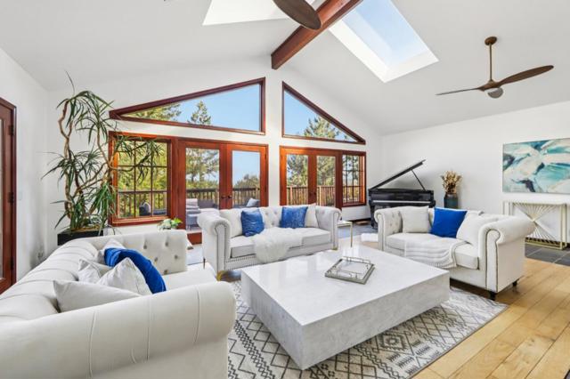 16501 Skyline Boulevard, Woodside CA: https://media.crmls.org/mediaz/c69a6392-4cd8-4d3a-b4af-91b2e72e1d13.jpg